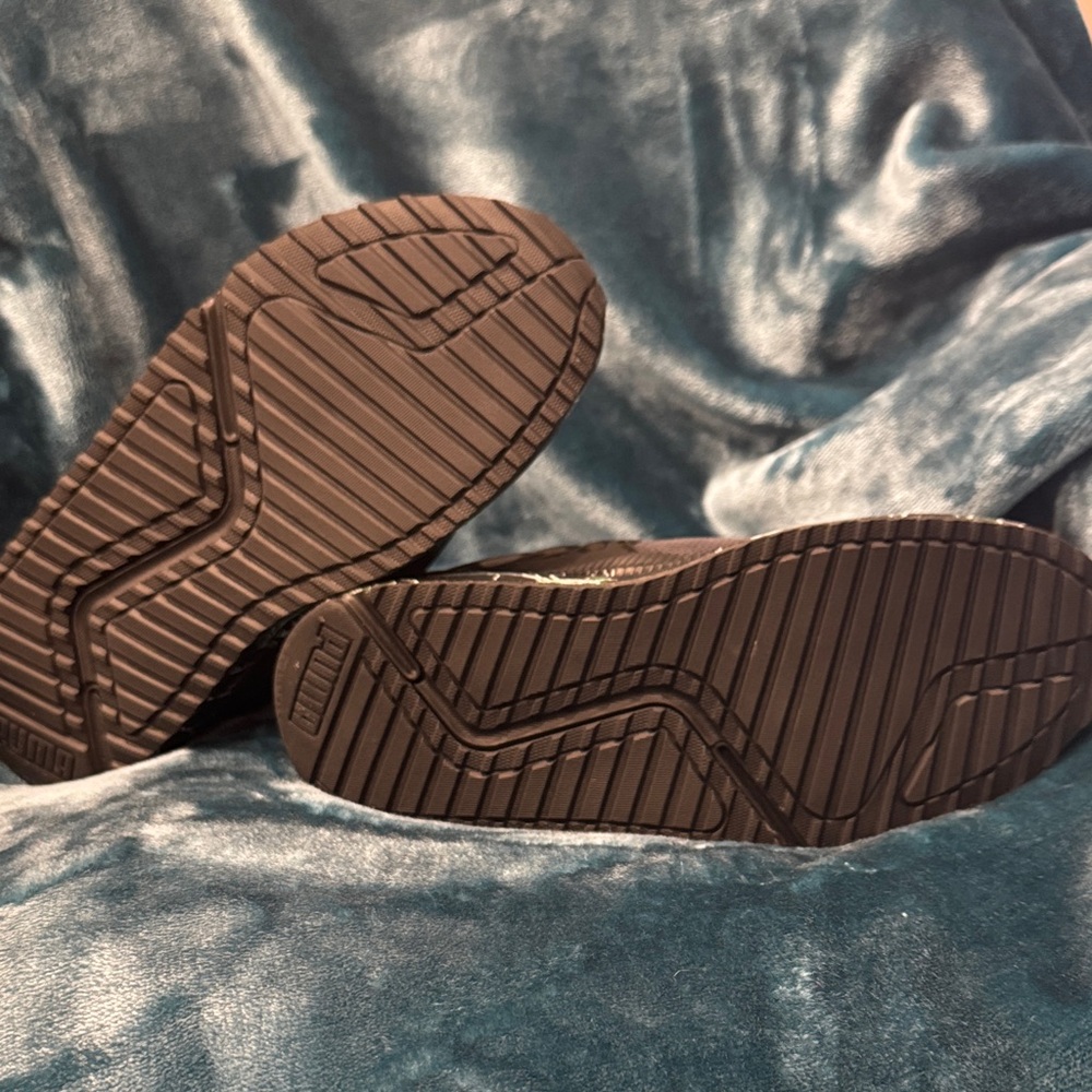 Puma Boys Slip on Sneakers 👟 Size 2.5 - Picture 6 of 8